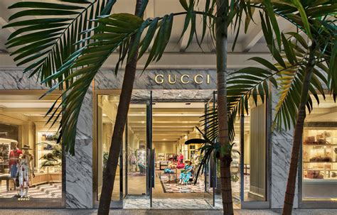 gucci outlet miami|gucci bal harbour.